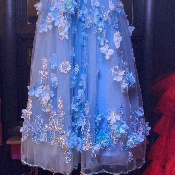 couture floral gown measurements in description (kid size) - Picture 9 of 17